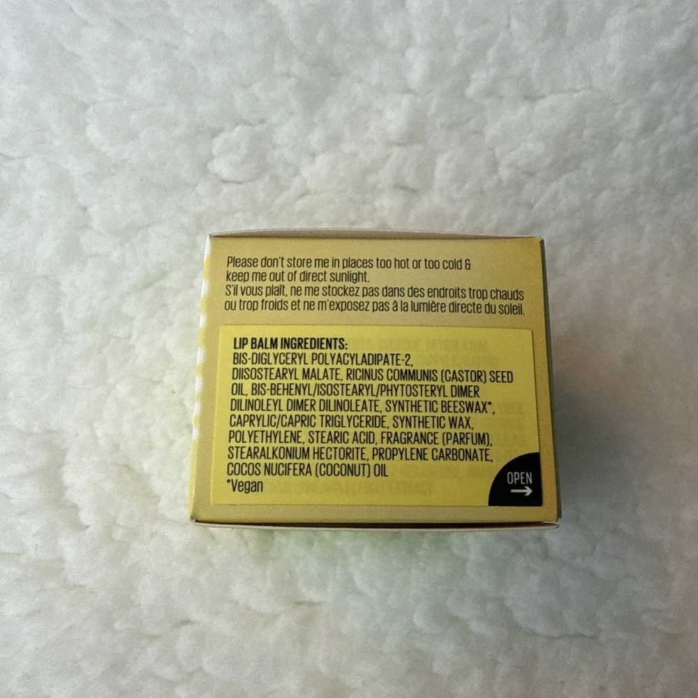 KAJA KOREAN SKIN CARE - BALMY BENTO Lip Balm + Scrub  Pina Colada BRAND‎ NEW